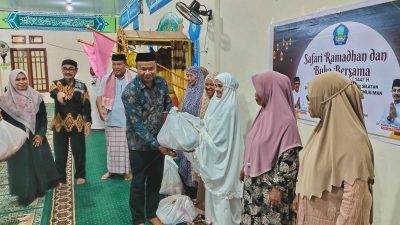 Safari Ramadhan di Kampung Makian, Dinas Perkim Halsel Berbagi Sembako untuk Janda dan Anak Yatim